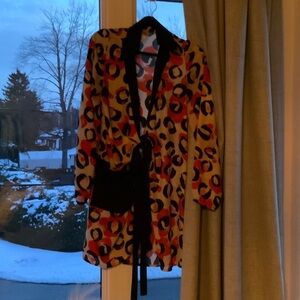 Longline Multicolor Print Blazer with Black Trim and Tie